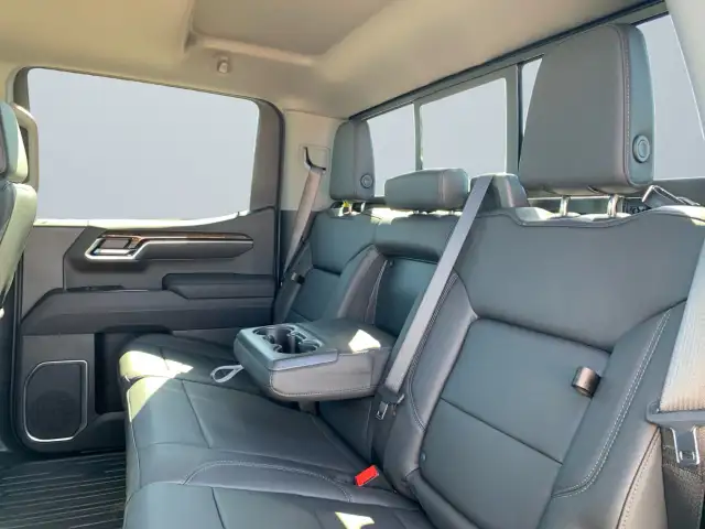 2026 GMC Sierra 1500 - Photo 24
