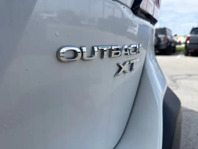 2023 Subaru Outback Limited XT Turbo! Leather, Navigation - Photo 8