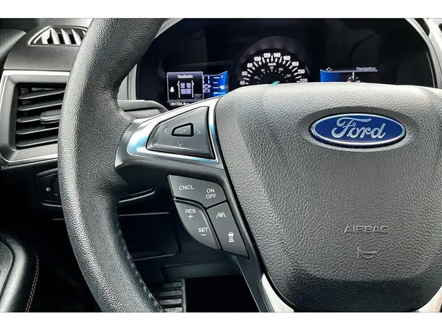 2022 Ford Edge AWD | LEATHER | NAV | PANORAMIC SUNROOF | - Photo 12