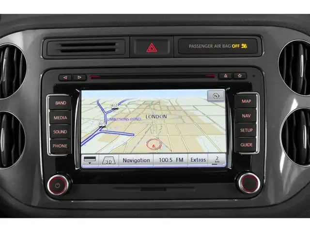 2017 Volkswagen Tiguan Wolfsburg Edition - Photo 13