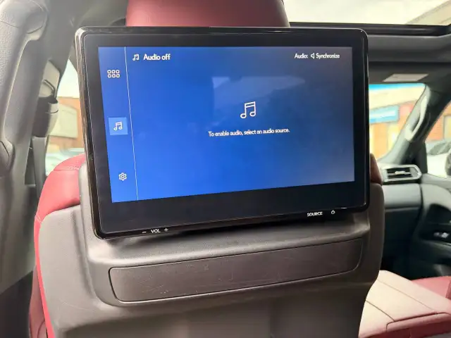 2023 Lexus LX LX 600 Auto, LUXURY PACKAGE, NO ACCIDENT - Photo 16