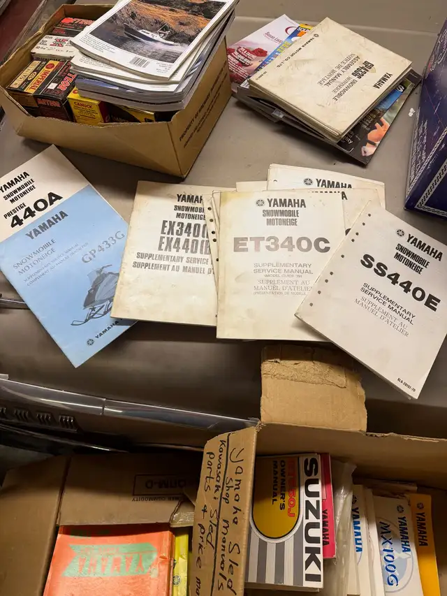 Vintage 1970- 1980  Yamaha Snowmobile Shop Manuals/ parts/ ETC - Photo 3