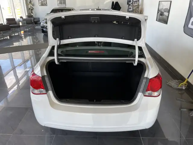 2015 Chevrolet Cruze 1LT - Photo 8