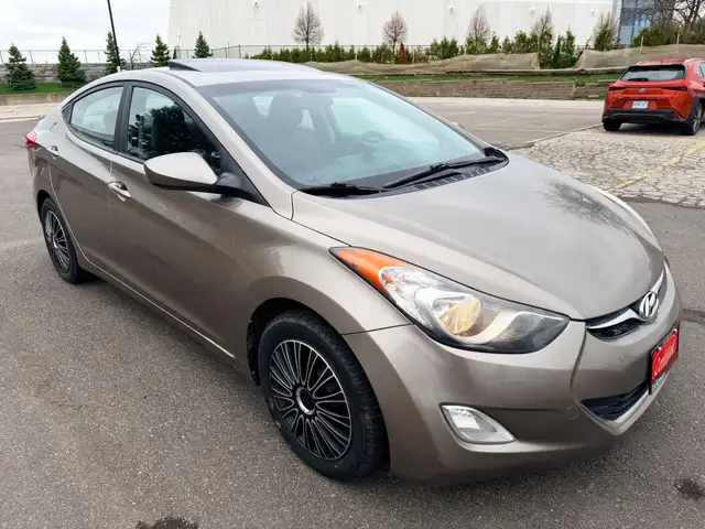 2013 Hyundai Elantra GLS 4dr Sedan (1.8L 4cyl 6M) - Photo 3