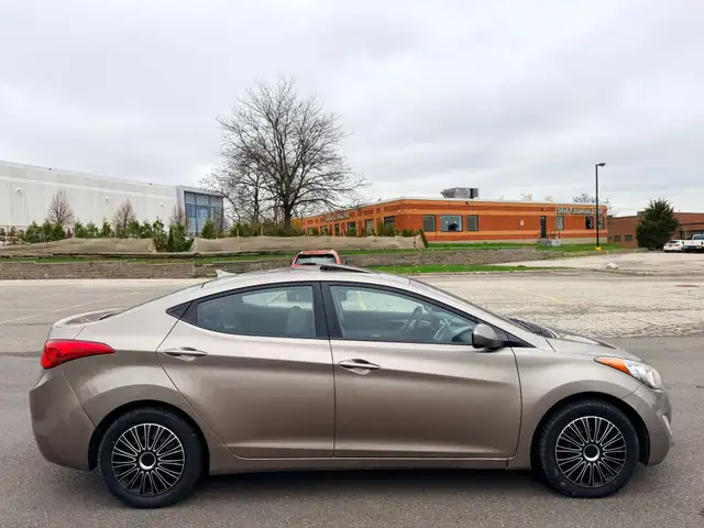 2013 Hyundai Elantra GLS 4dr Sedan (1.8L 4cyl 6M) - Photo 8