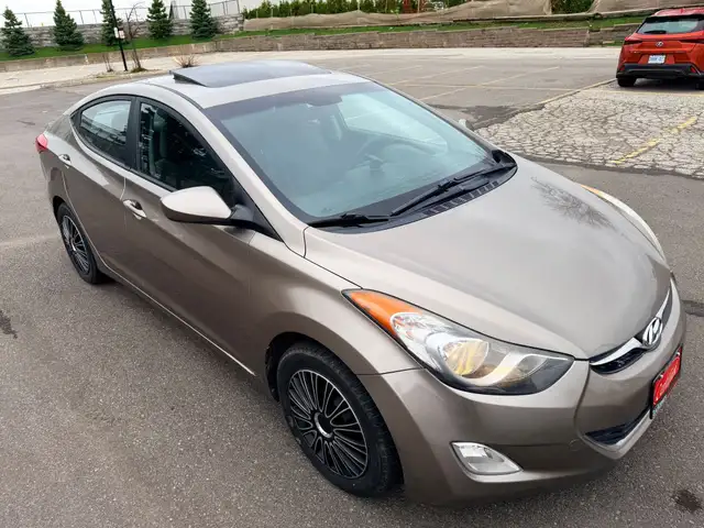 2013 Hyundai Elantra GLS 4dr Sedan (1.8L 4cyl 6M) - Photo 9