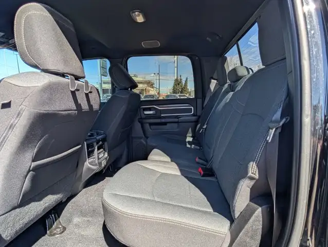2022 Ram 2500 Big Horn - Photo 17
