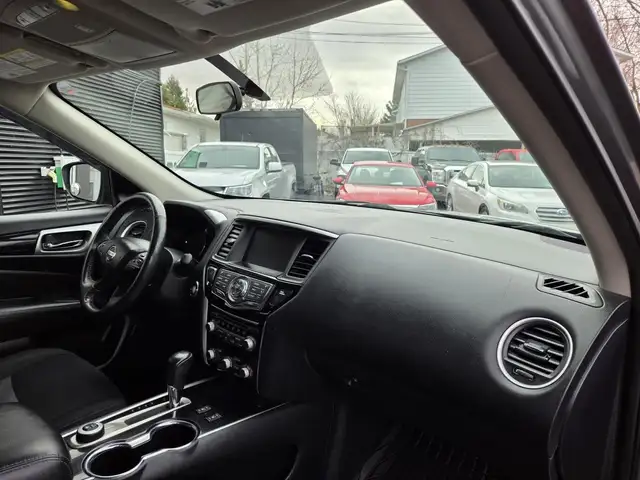 Nissan Pathfinder SV Tech 2018 SV TECH AWD 7 PLACES EXTRA CLEAN - Photo 10