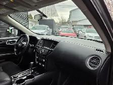 Nissan Pathfinder SV Tech 2018 SV TECH AWD 7 PLACES EXTRA CLEAN - Photo 10