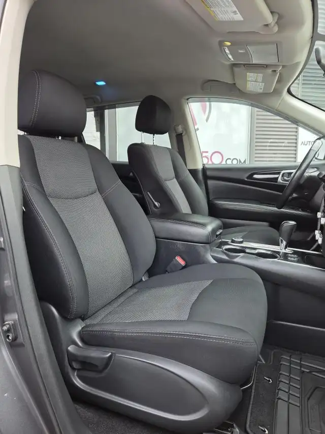 Nissan Pathfinder SV Tech 2018 SV TECH AWD 7 PLACES EXTRA CLEAN - Photo 11