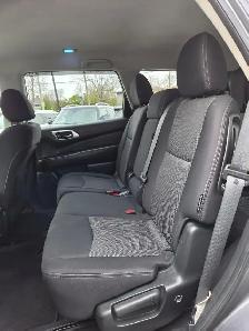 Nissan Pathfinder SV Tech 2018 SV TECH AWD 7 PLACES EXTRA CLEAN - Photo 15