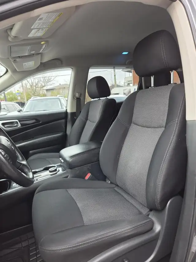 Nissan Pathfinder SV Tech 2018 SV TECH AWD 7 PLACES EXTRA CLEAN - Photo 18