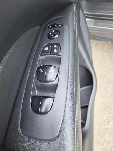 Nissan Pathfinder SV Tech 2018 SV TECH AWD 7 PLACES EXTRA CLEAN - Photo 19