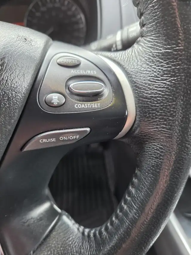 Nissan Pathfinder SV Tech 2018 SV TECH AWD 7 PLACES EXTRA CLEAN - Photo 21