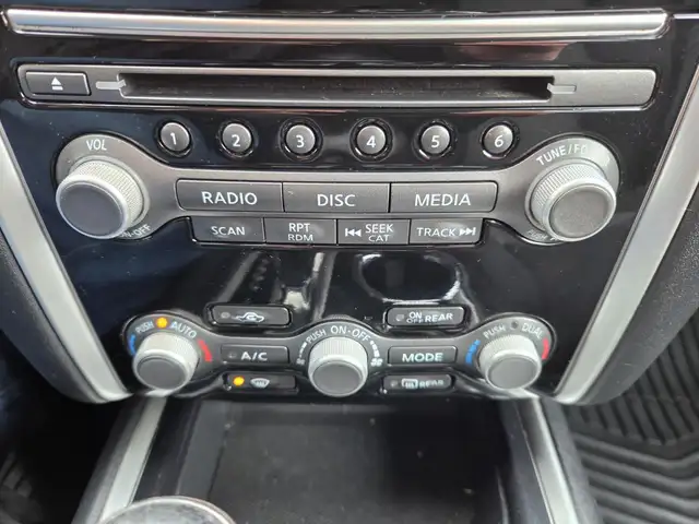 Nissan Pathfinder SV Tech 2018 SV TECH AWD 7 PLACES EXTRA CLEAN - Photo 25