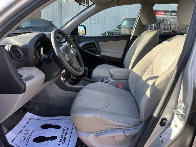 2011 Toyota RAV4 | ONE OWNER | LOW KMS! | - Photo 12