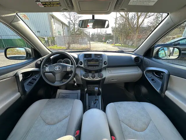 2011 Toyota RAV4 | ONE OWNER | LOW KMS! | - Photo 23