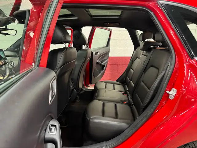 2018 Mercedes-Benz B-Class B250 4MATIC|NAVI - PANO-ROOF - BLINDS - Photo 11