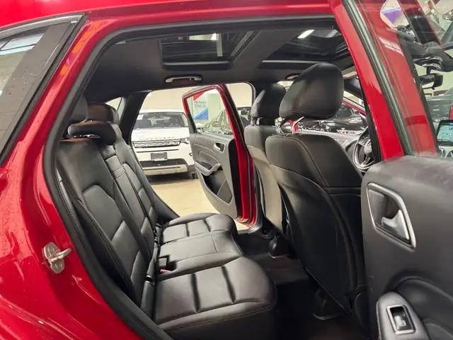 2018 Mercedes-Benz B-Class B250 4MATIC|NAVI - PANO-ROOF - BLINDS - Photo 14