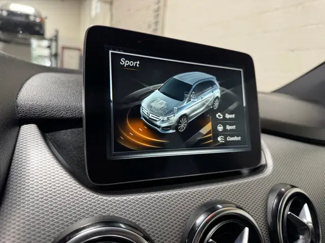 2018 Mercedes-Benz B-Class B250 4MATIC|NAVI - PANO-ROOF - BLINDS - Photo 25