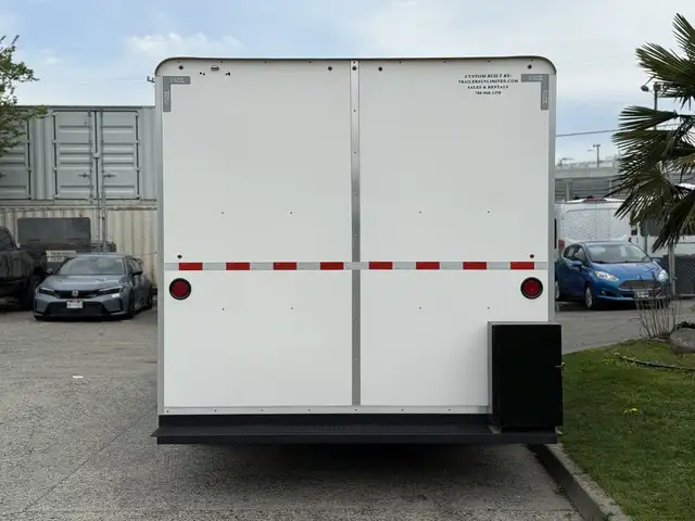 2025 Shuttle Office 20 Foot Mobile Office Trailer - Photo 9