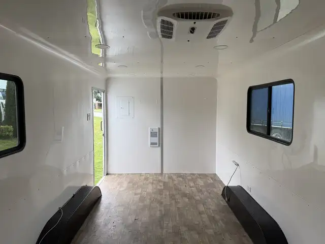 2025 Shuttle Office 20 Foot Mobile Office Trailer - Photo 14