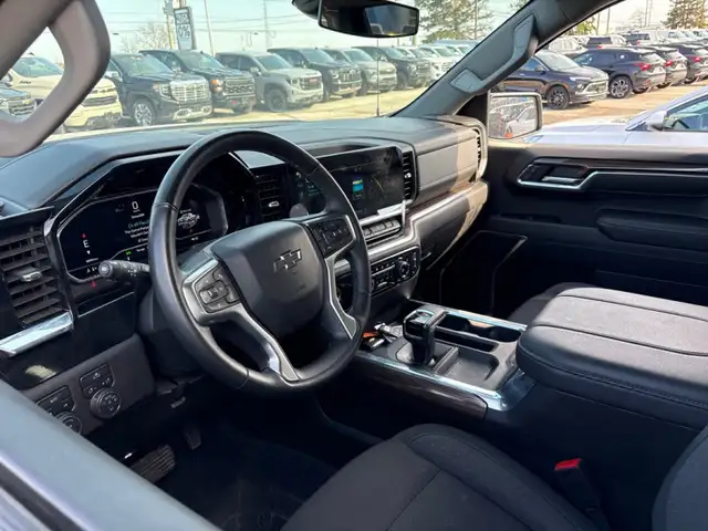 2024 Chevrolet Silverado 1500 RST - Photo 16