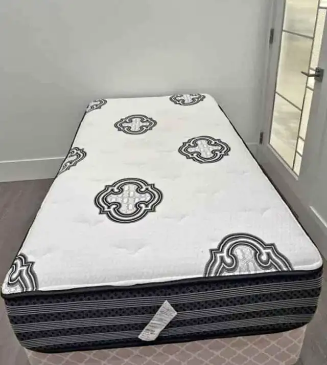 Queen Bed Mattress – Cooling & Pressure Relief Design
