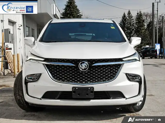 2024 Buick Enclave Avenir - Photo 2
