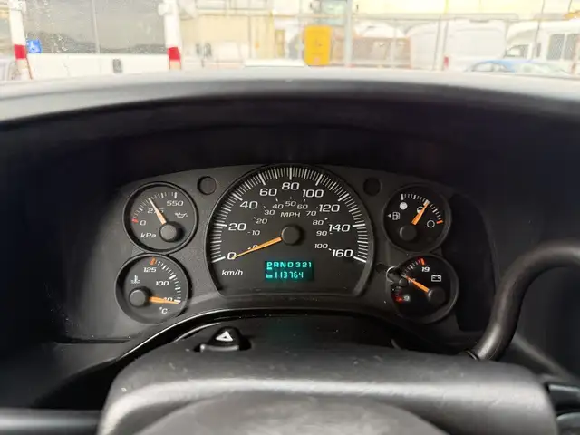 2004 Chevrolet Express 3500 8 Passenger Cargo Van - Photo 22