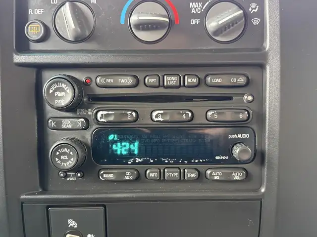 2004 Chevrolet Express 3500 8 Passenger Cargo Van - Photo 27