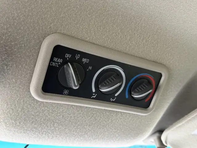 2004 Chevrolet Express 3500 8 Passenger Cargo Van - Photo 29