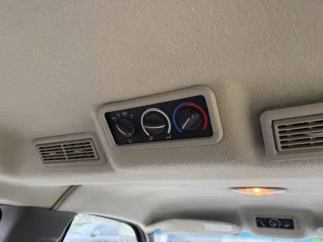 2004 Chevrolet Express 3500 8 Passenger Cargo Van - Photo 33