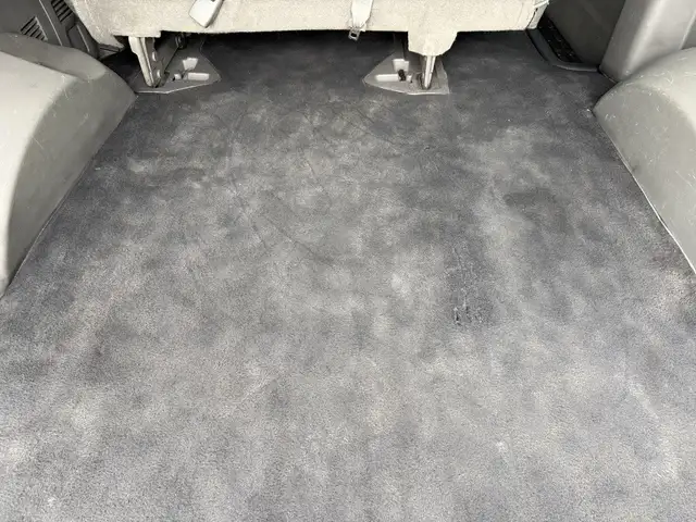 2004 Chevrolet Express 3500 8 Passenger Cargo Van - Photo 40