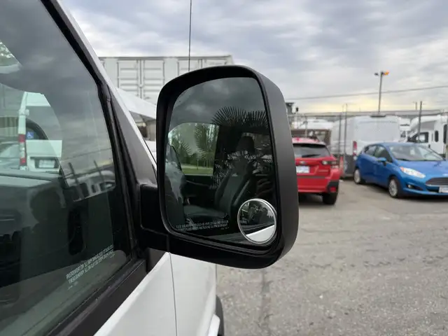 2004 Chevrolet Express 3500 8 Passenger Cargo Van - Photo 43