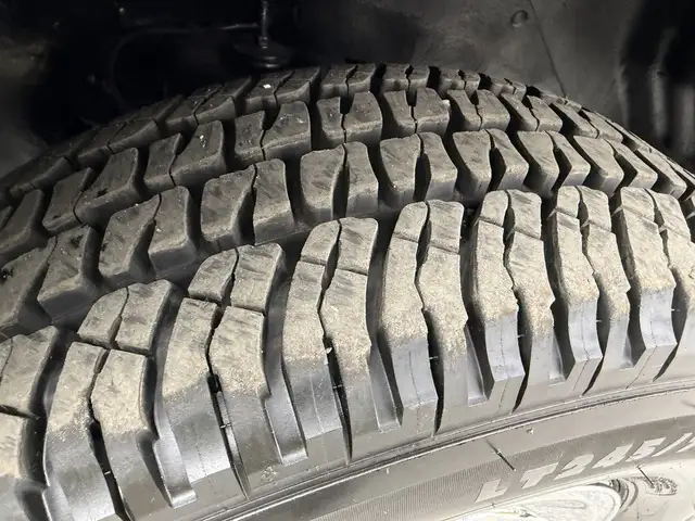 2004 Chevrolet Express 3500 8 Passenger Cargo Van - Photo 48