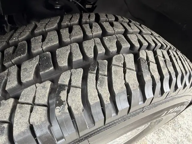 2004 Chevrolet Express 3500 8 Passenger Cargo Van - Photo 54