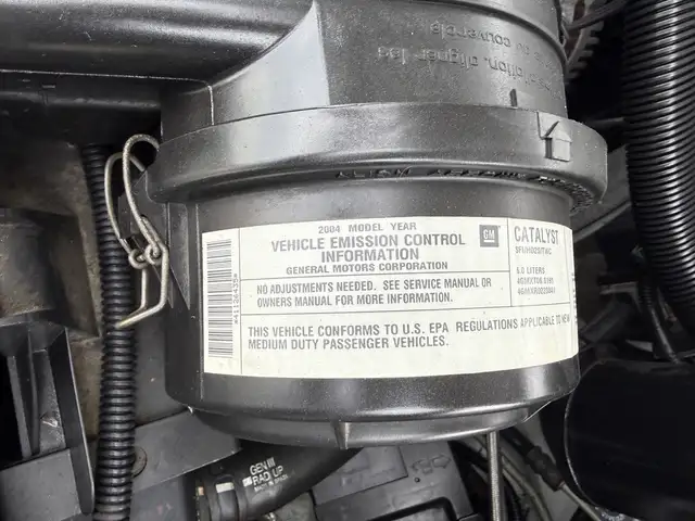 2004 Chevrolet Express 3500 8 Passenger Cargo Van - Photo 59