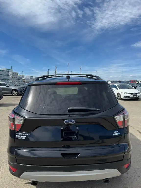 2017 Ford Escape SE | AWD : Heated Seats, Backup Camera - Photo 5