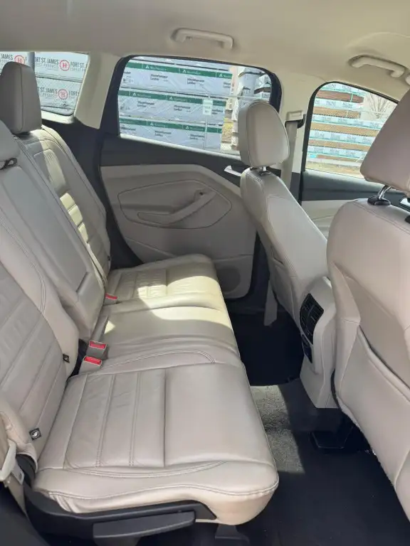 2017 Ford Escape SE | AWD : Heated Seats, Backup Camera - Photo 8