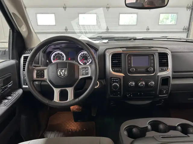 RAM 1500 Classic Slt Awd V8 2023 a vendre - Photo 12