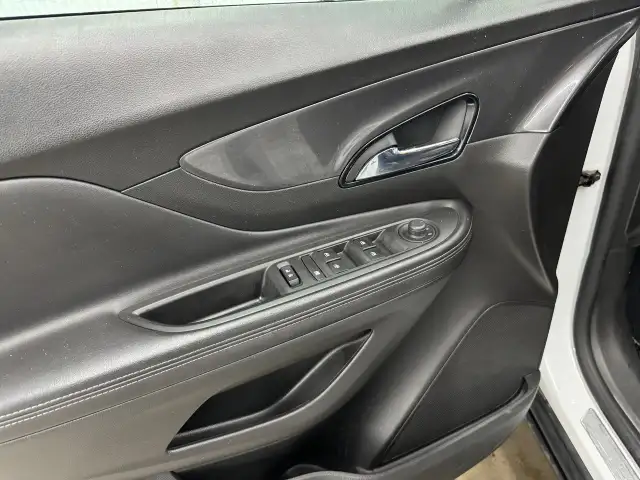 Buick Encore Preferred Awd Mags 2020 a vendre - Photo 11