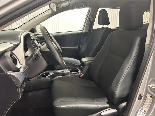 Toyota RAV4 LE TI 2018 à vendre - Photo 13