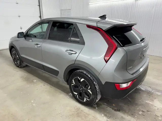 Kia Niro EV Premium Gps Mags 2023 a vendre - Photo 8