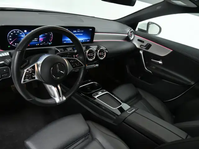 2025 Mercedes-Benz CLA 250 4MATIC No Accident Ambient Light Navi - Photo 10