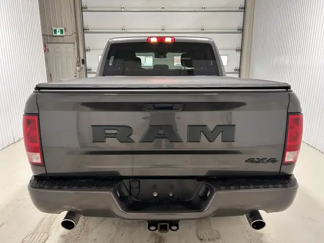 RAM 1500 Classic Express cabine d'équipe 4x4 caisse de 5 pi 7 po - Photo 7