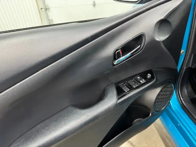 Toyota Prius Prime Plug In Hybrid A/c 2021 a vendre - Photo 21