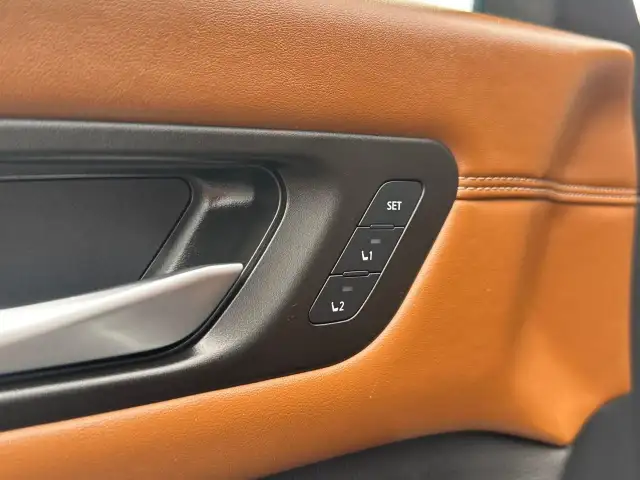 2022 Nissan Pathfinder Platinum Platinum|Accident Free| Finan... - Photo 11