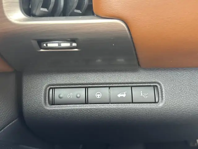 2022 Nissan Pathfinder Platinum Platinum|Accident Free| Finan... - Photo 25