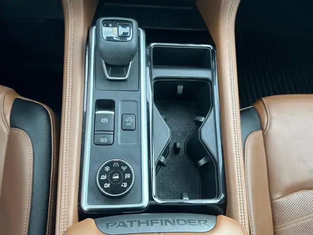 2022 Nissan Pathfinder Platinum Platinum|Accident Free| Finan... - Photo 31